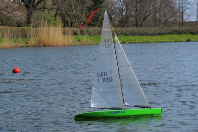 ROSSI 5.5 METRE RC #2.JPG